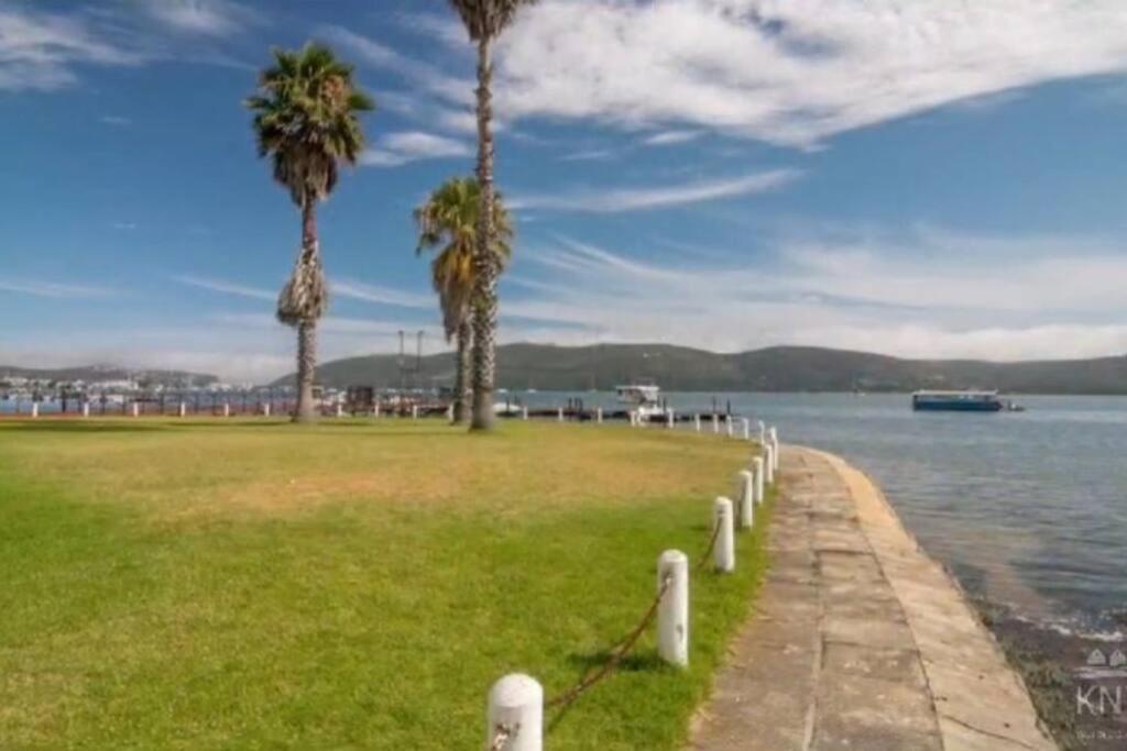Waterfront Apartment Knysna Exteriör bild